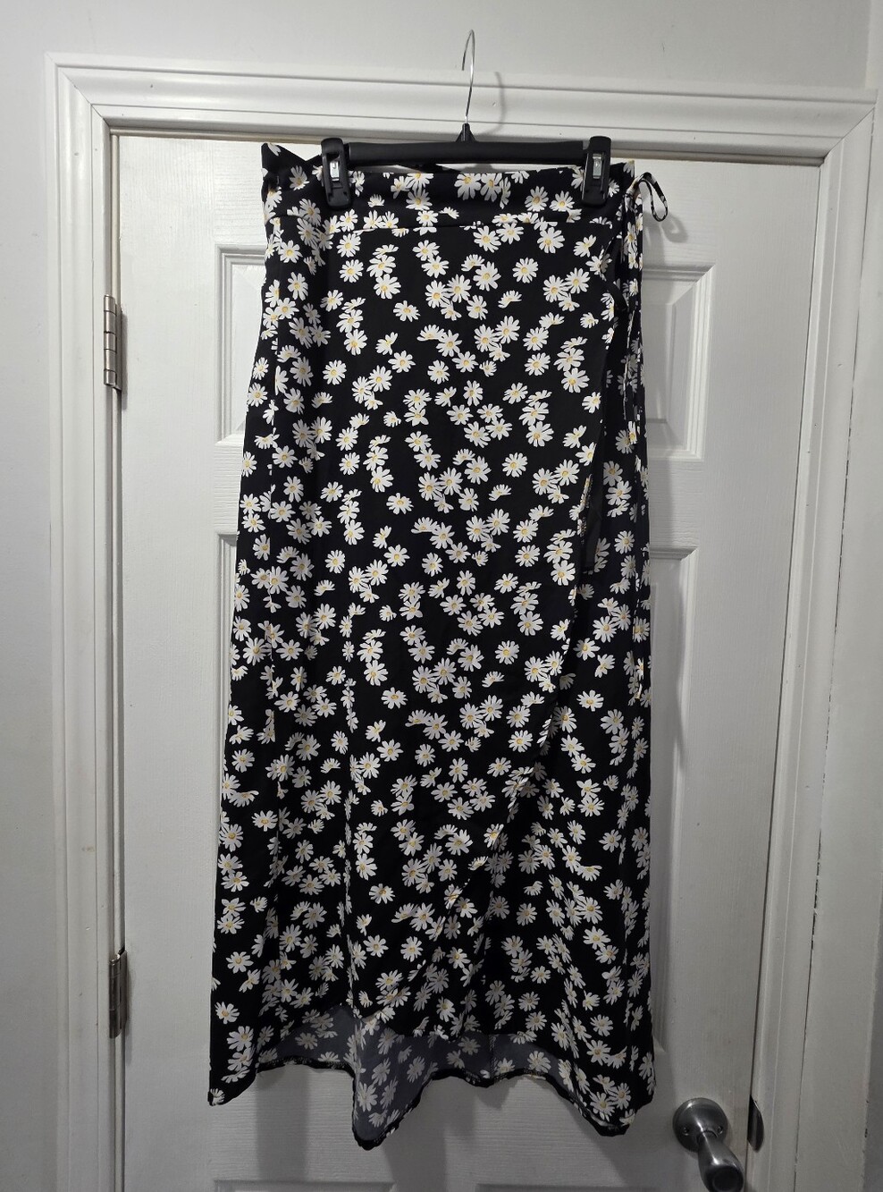 Black Daisy Print Wrap Skirt